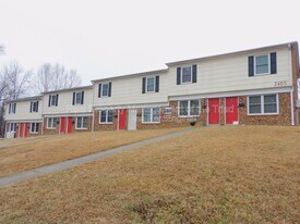 2405 E Florida St in Greensboro, NC - Building Photo