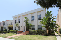 159 N Clark Dr in Beverly Hills, CA - Building Photo - Building Photo