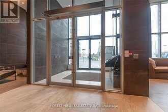 2485 Taunton Rd in Oakville, ON - Building Photo - Building Photo