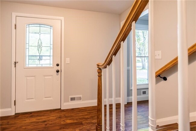 property at 104 Tumbleweed Dr