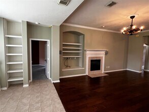 9326 Oratorio Ct in Houston, TX - Building Photo - Building Photo