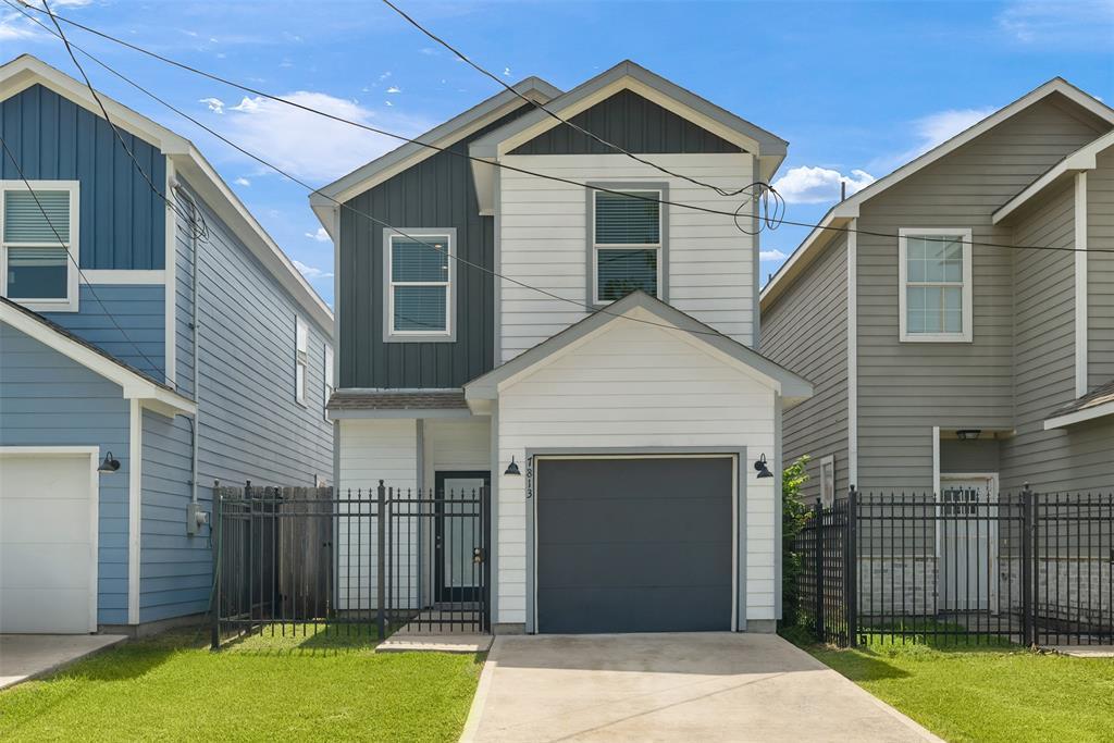 7813 Sealey St in Houston, TX - Building Photo