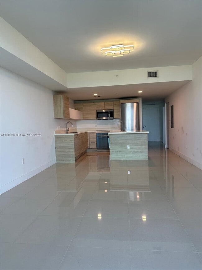 property at 16385 Biscayne Blvd