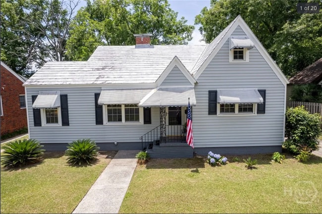 property at 715 E 58th St