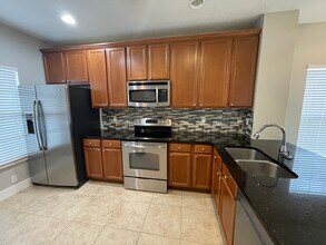 9461 Flowering Cottonwood Rd, Unit 9461 in Orlando, FL - Building Photo - Building Photo