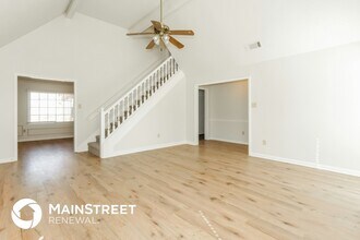 8018 Cross Village Dr, Unit 202 in Germantown, TN - Building Photo - Building Photo