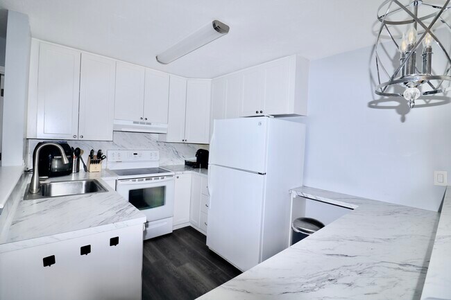 110 Burkhall St in Weymouth, MA - Building Photo - Building Photo