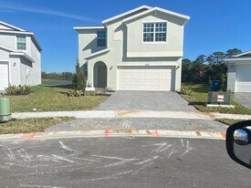 622 Papillon St SW in Palm Bay, FL - Building Photo