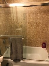 7461 Blackburn Ave, Unit #201 in Downers Grove, IL - Building Photo - Building Photo