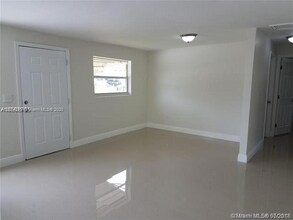 5620 Freedom St in Hollywood, FL - Building Photo - Building Photo