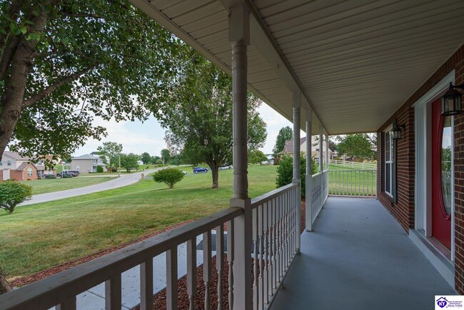 435 Schlaefer Way in Rineyville, KY - Building Photo - Building Photo