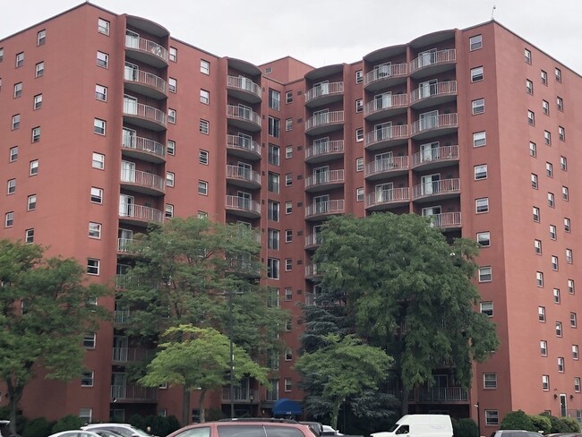 property at 115 W Squantum St