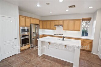 27210 Valderrama Dr in Stevenson Ranch, CA - Building Photo - Building Photo