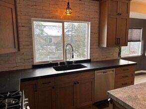 926 Ibis Way in Draper, UT - Building Photo - Building Photo