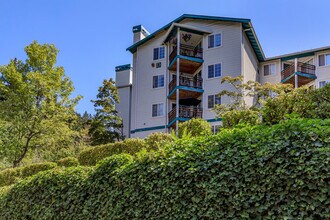 9200 Redmond Place in Redmond, WA - Building Photo - Building Photo
