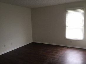 5514 Crenton Dr in Westerville, OH - Building Photo - Building Photo