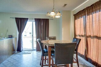 2447 Avalon Wds Dr in Harrisonburg, VA - Building Photo - Building Photo