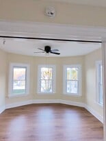 142 Hillside Ave, Unit #2 in Shelton, CT - Building Photo