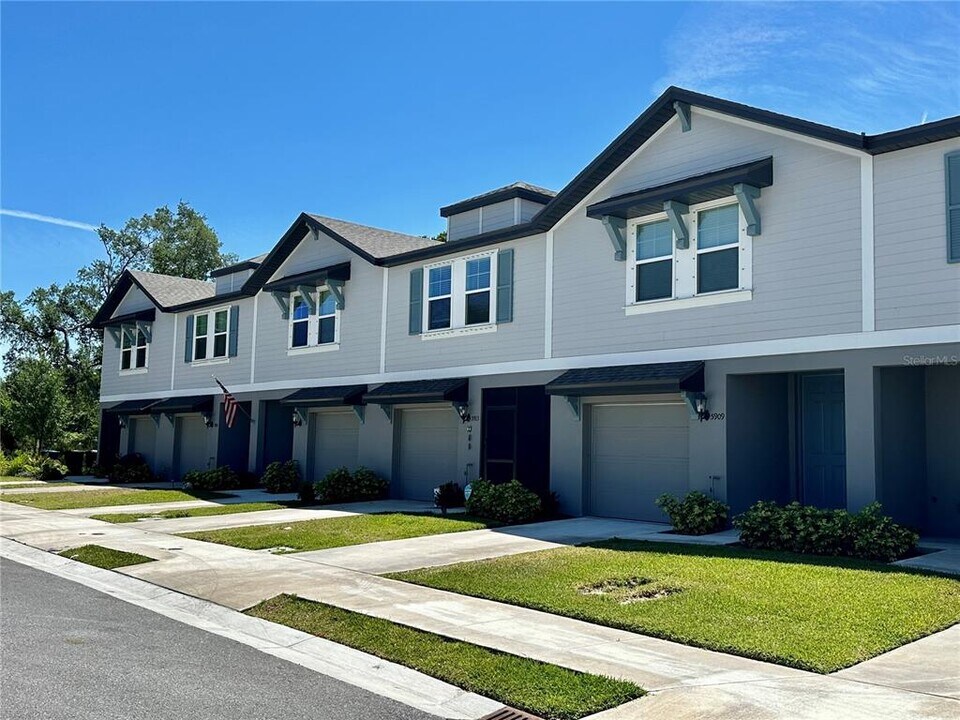 5909 Sailor Coast Wy in Nokomis, FL - Building Photo