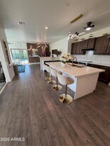 1507 E Apollo Rd in Phoenix, AZ - Building Photo