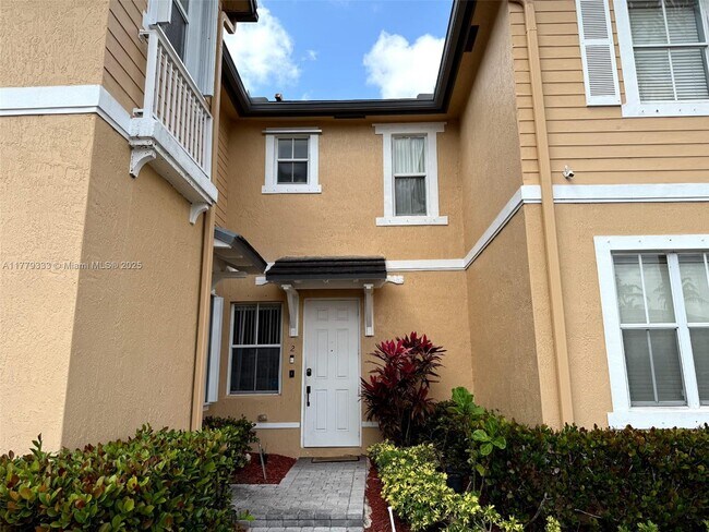 property at 2929 SE 2nd St