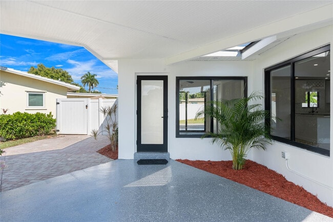 455 SW 14th Ct in Pompano Beach, FL - Building Photo - Building Photo