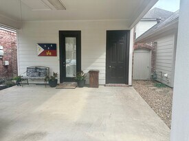 119 Coconut Grove Cir in Lafayette, LA - Building Photo