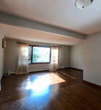 3618 N Ozanam Ave, Unit 3 in Chicago, IL - Building Photo - Building Photo