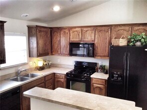 3152 Hollow Valley Dr in Fort Worth, TX - Building Photo - Building Photo