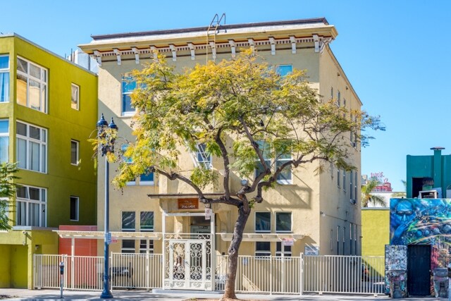 Tenth Avenue Apartments in San Diego, CA - Building Photo