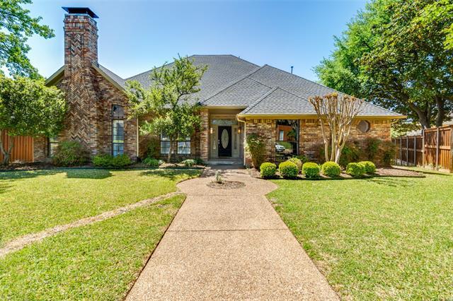 19505 Rowden Trail in Dallas, TX - Building Photo