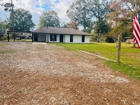 27597 Gaylord Rd in Walker, LA - Building Photo