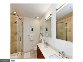 1101 Locust St-Unit -3F in Philadelphia, PA - Building Photo - Building Photo