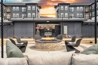 Lively Drayton Mills in Spartanburg, SC - Foto de edificio - Building Photo