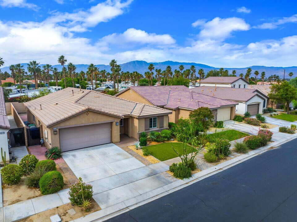 84131 Azzura Way in Indio, CA - Building Photo