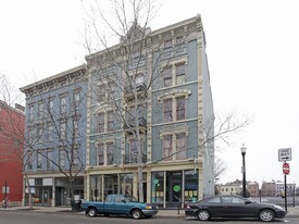 1435 Main St in Cincinnati, OH - Building Photo