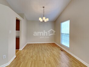 6800 Fereday Ct in Raleigh, NC - Foto de edificio - Building Photo