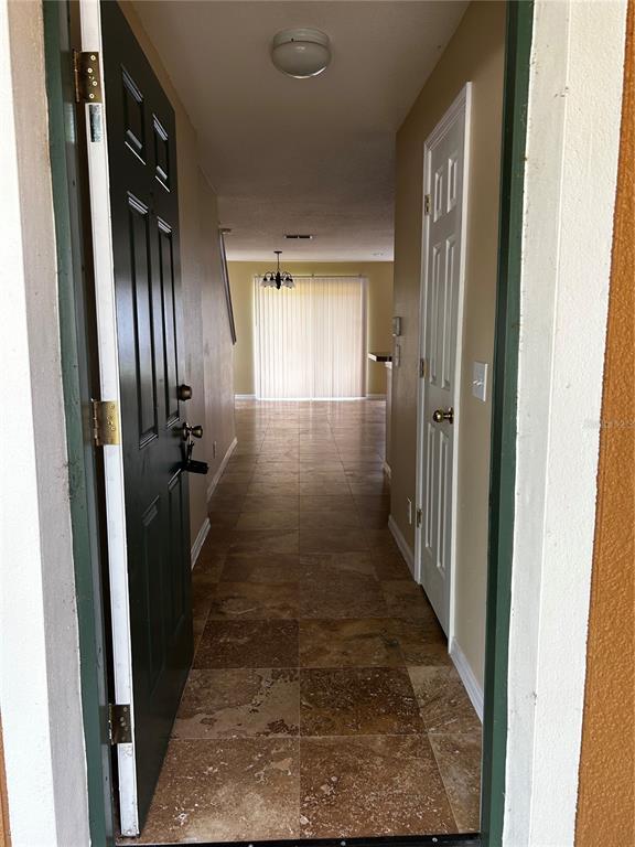 6961 Hawthorne Trace Ln in Riverview, FL - Building Photo - Building Photo
