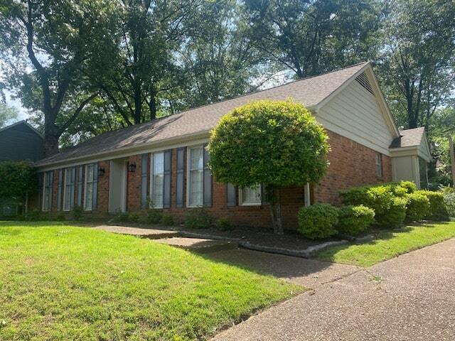 241 N White Station Rd in Memphis, TN - Building Photo