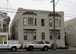 2034 Ashby Ave in Berkeley, CA - Building Photo