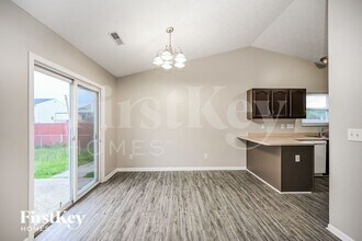 257 Deer Creek Dr in Amelia, OH - Building Photo - Building Photo