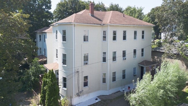 property at 6 Vernon St Pl