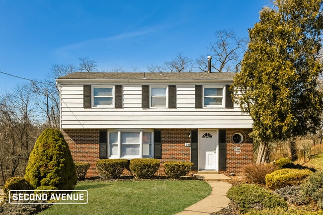 property at 231 Maurice Ct