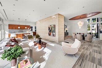 244 W San Marino Dr in Miami Beach, FL - Building Photo - Building Photo