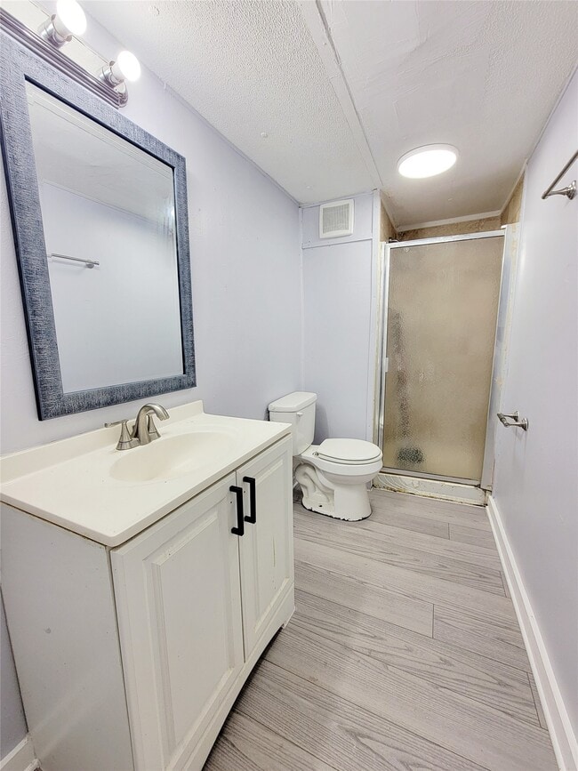 property at 312 Paddock St