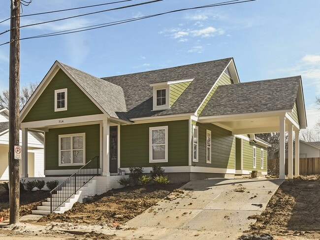 property at 714 Echles St