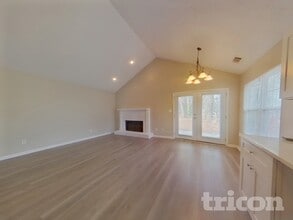 4122 Autumn Lake Dr in Buford, GA - Building Photo - Building Photo