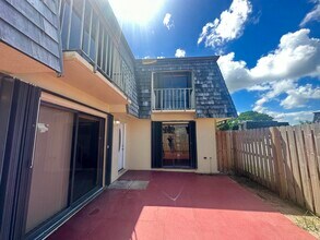 59 Lake Arbor Dr in Palm Springs, FL - Building Photo - Building Photo