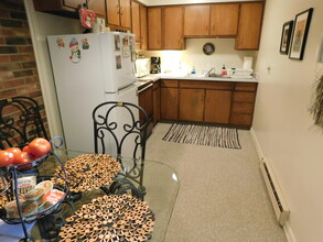 1553 W Grandview Blvd, Unit 1553 in Erie, PA - Building Photo - Building Photo