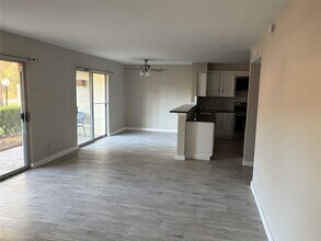 14555 Wunderlich Dr in Houston, TX - Foto de edificio - Building Photo